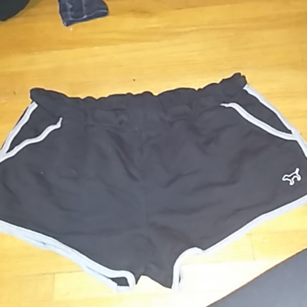 PINK shorts ( ◜‿◝ )♡